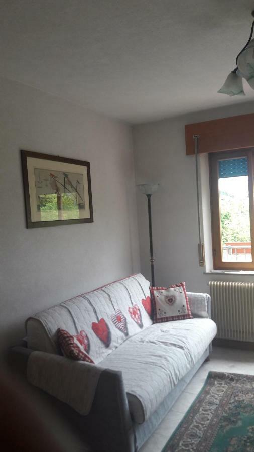 Residenza Letizia Apartment Nemeggio Luaran gambar