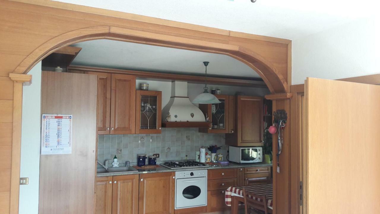 Residenza Letizia Apartment Nemeggio Luaran gambar